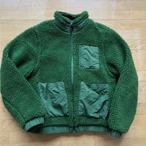 stussy fleece with detachable sleeves